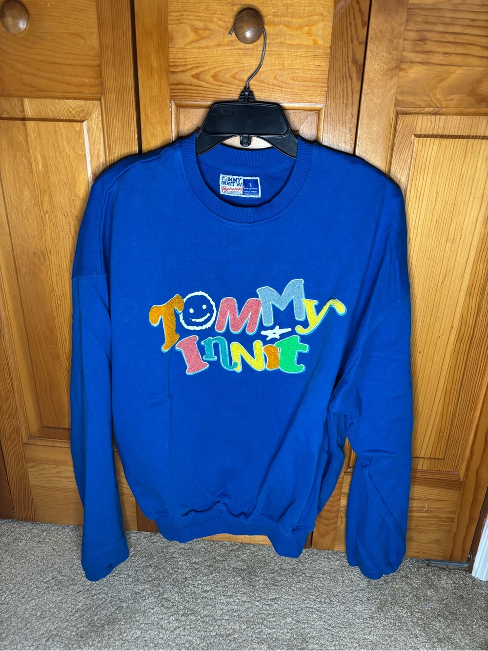 Tommyinnit Blue Graphic Crewneck Sweater